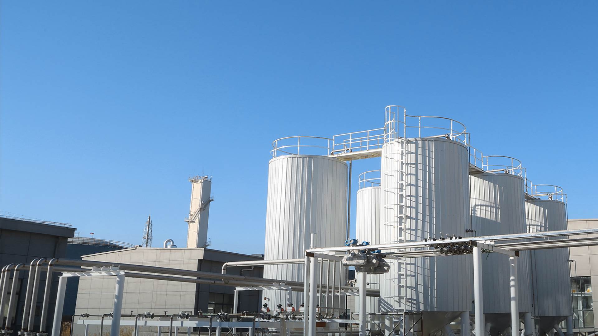 属天途路业旗下品牌 · 与国际名品共线生产